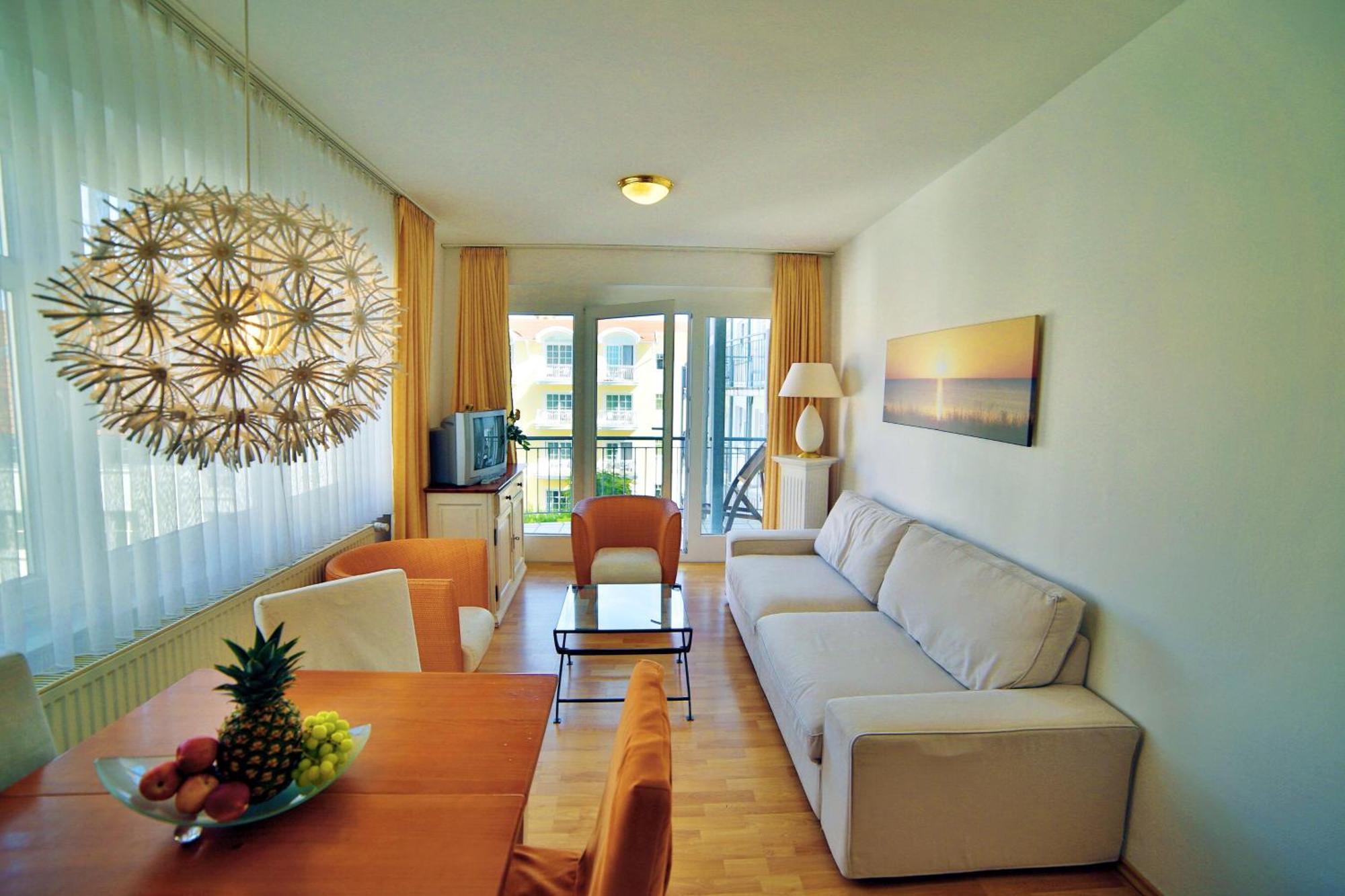 Ferienwohnung Binzer Strandgut Im Haus Jahreszeiten ビンツ エクステリア 写真