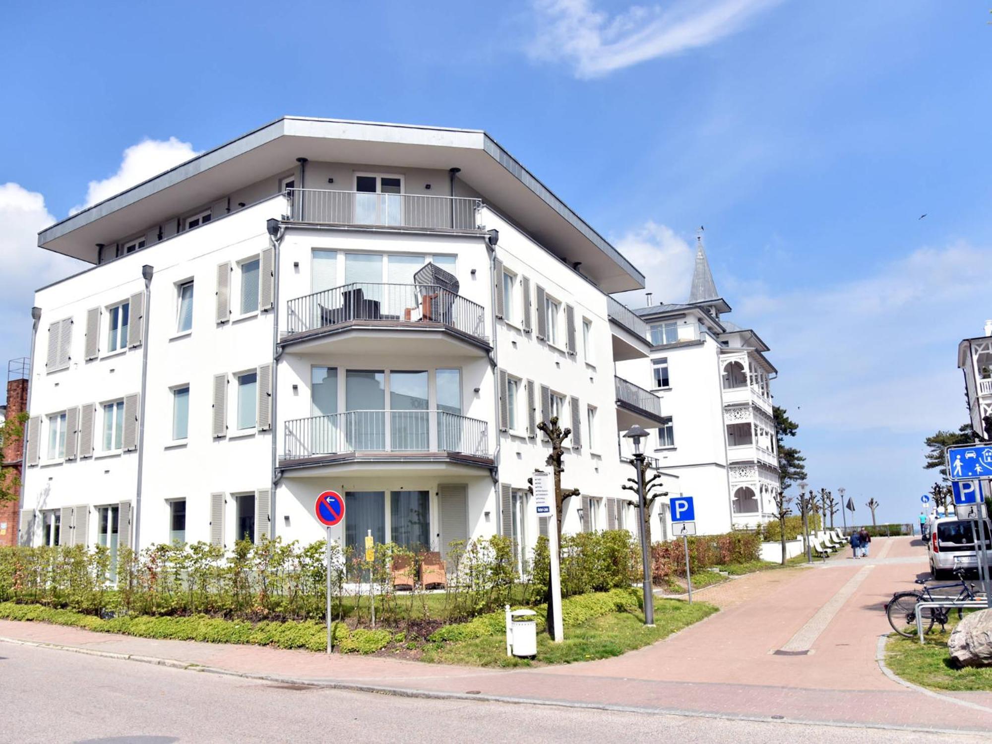 Ferienwohnung Binzer Strandgut Im Haus Jahreszeiten ビンツ エクステリア 写真